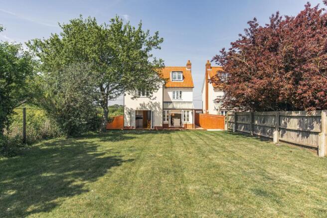 4 bed property, in Brancaster, £895,000