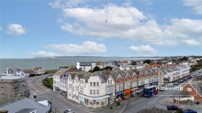 1 bed property, in Belle Vue Road, £115,000