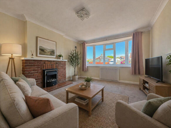 4 bed property, in Meadow Rise, £250,000