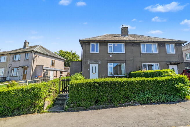 3 bed property, in Tomlin Avenue, £90,000