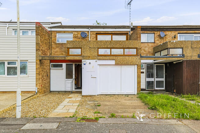 3 bed property, in Alcotes, £325,000