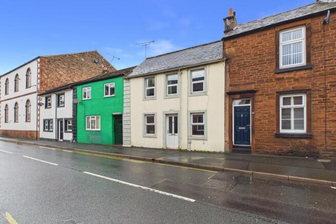 3 bed property, in 12 Benson Row, £180,000