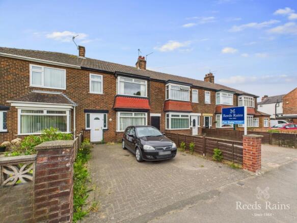 3 bed property, in Park Lane, £145,000
