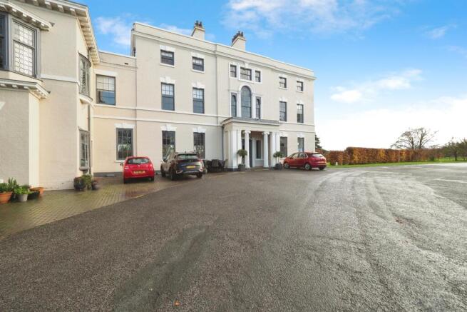 2 bed property, in The Mansion Aston Hall Drive, £270,000