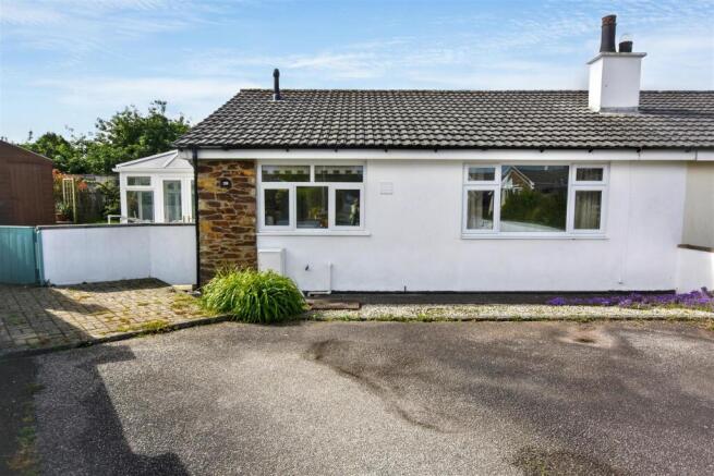 2 bed property, in Roseland Park, £259,950
