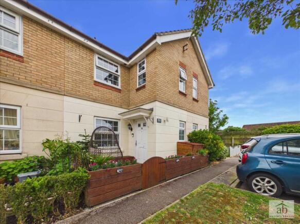 2 bed property, in Wards View, £230,000