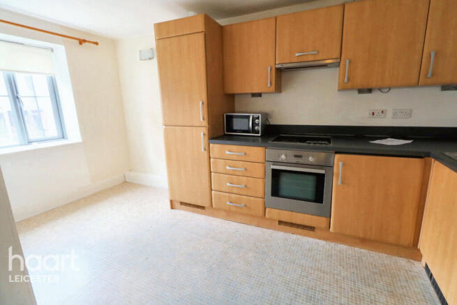 1 bed property, in Rutland Street, £60,000