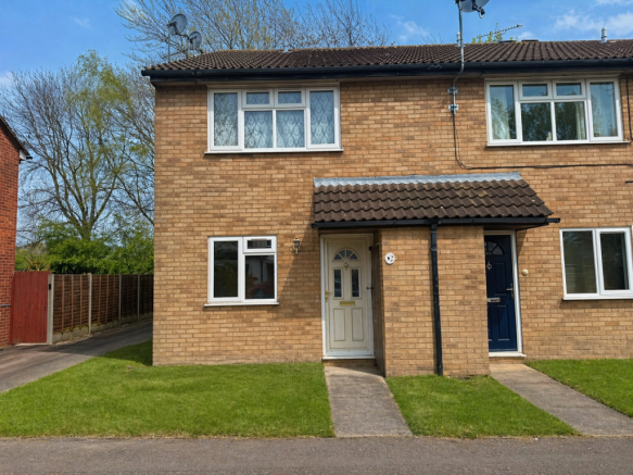 1 bed property, in Lyle Close, £110,000