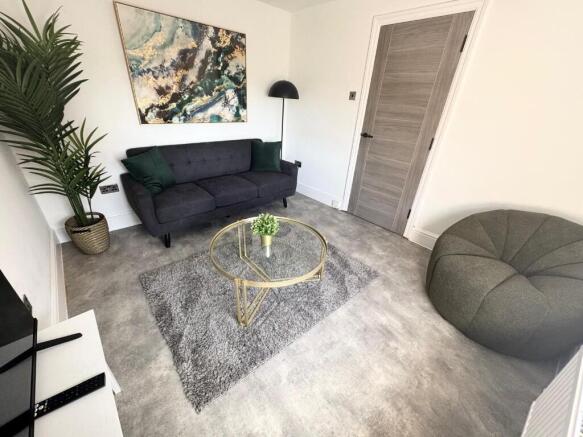 1 bed property, in Apartment 4, £150,000
