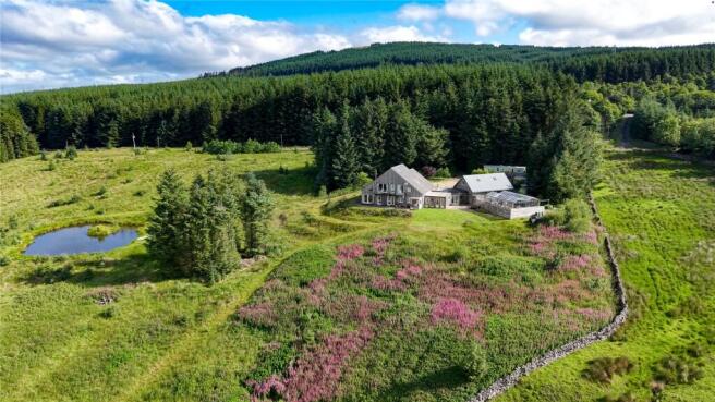 3 bed property, in Brockloch Forest, £490,000