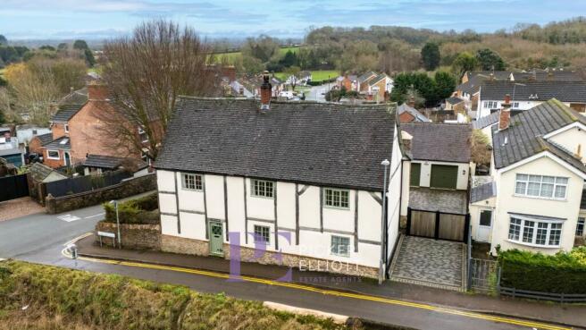 4 bed property, in Carey Hill Road, £600,000