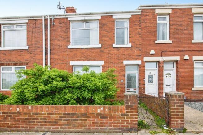3 bed property, in Blind Lane, £96,000