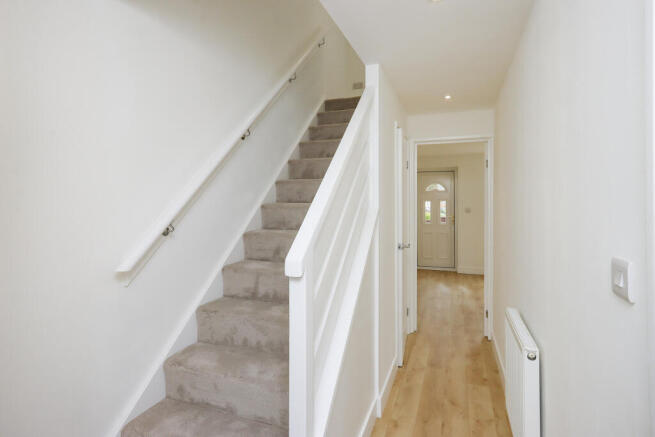 3 bed property, in Hollybank Drive, £240,000