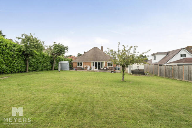 3 bed property, in Longfield Drive, £585,000