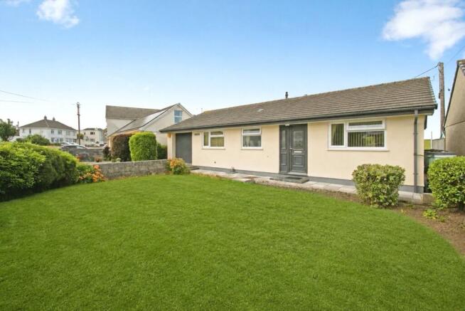 2 bed property, in Park Bottom, £310,000