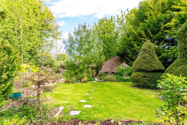 3 bed property, in Goose Green, £750,000
