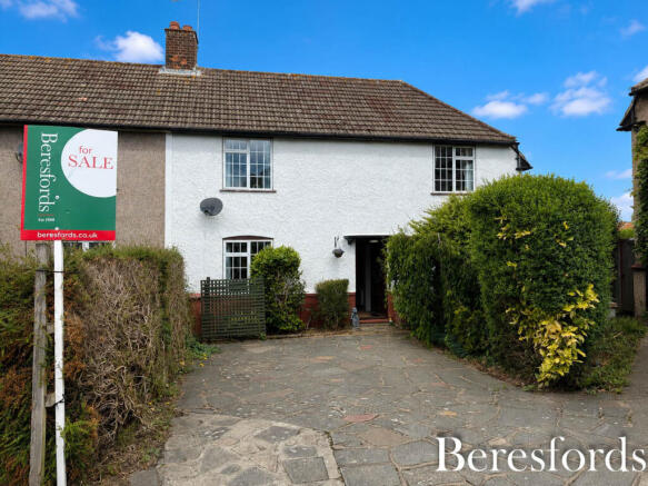 3 bed property, in Western Road, £500,000