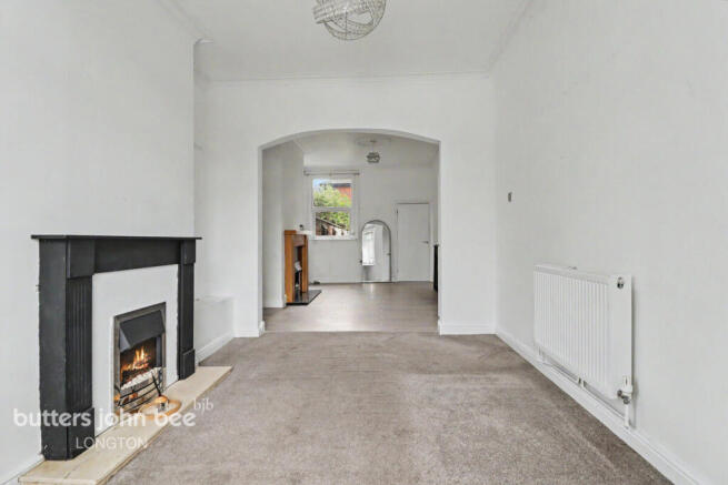 3 bed property, in Goms Mill Road, £100,000