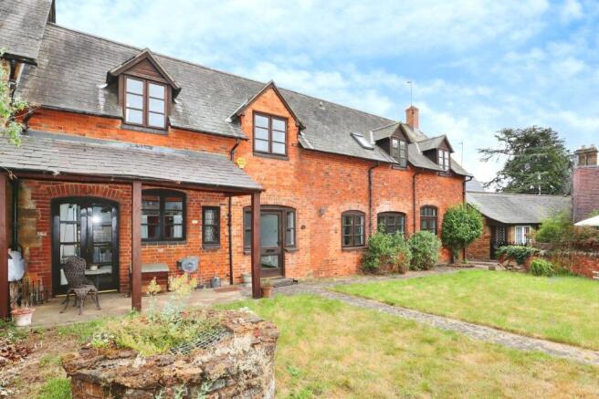 3 bed property, in The Tack Rooms, £450,000