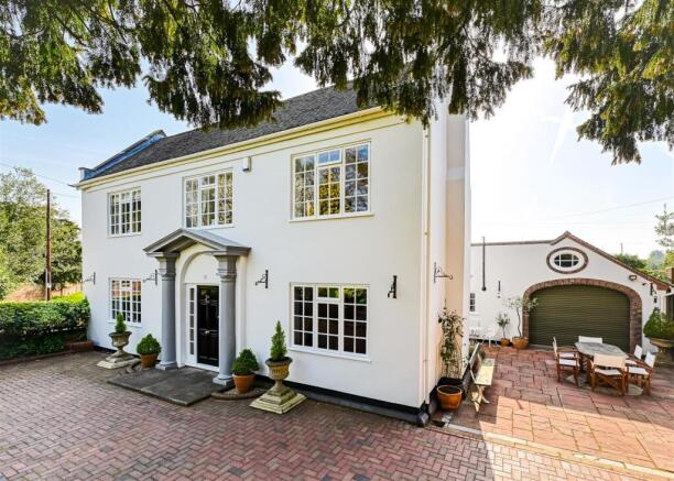 4 bed property, in The Manse, £519,950