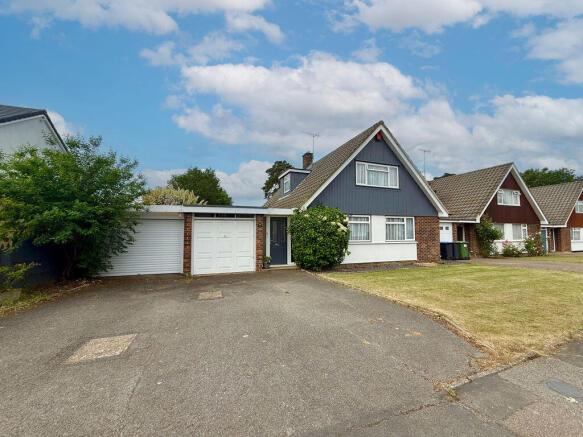 4 bed property, in Crossfell Road, £700,000