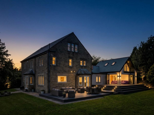 6 bed property, in Layton Lane, £1,999,500