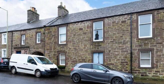 1 bed property, in 38B, £75,000