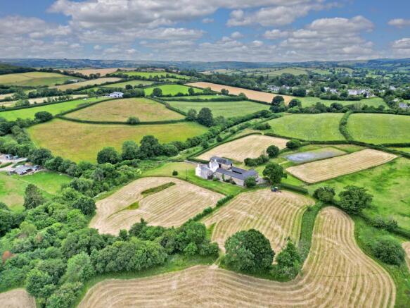 Land, in Broadhempston, £420,000