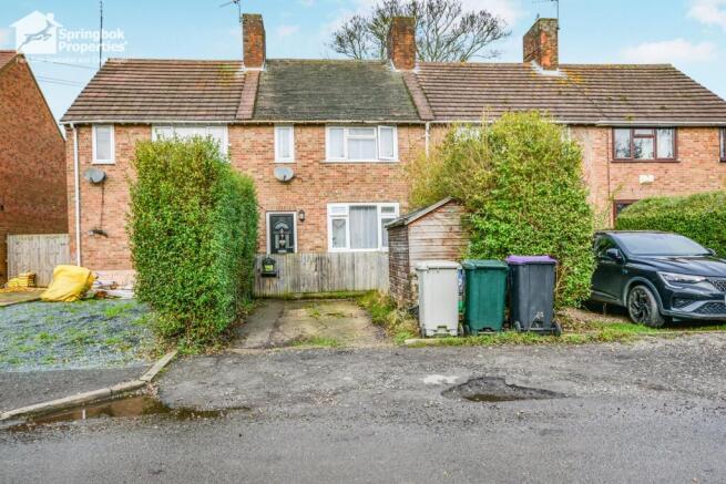 3 bed property, in Carlton Park, £110,000