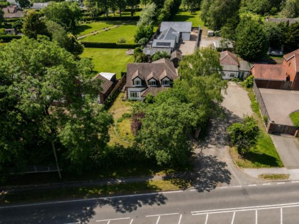 4 bed property, in Melton Road, £795,000