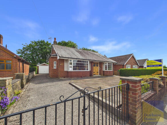 2 bed property, in Padway, £249,950