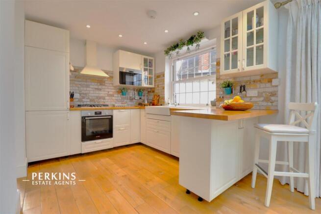 5 bed property, in Wembley HA9, £1,200,000