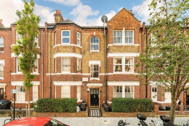 2 bed property, in Vera Road, £700,000