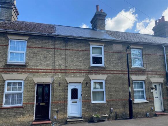 2 bed property, in Church Street, £280,000