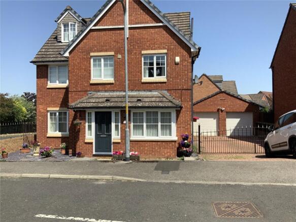 5 bed property, in School Row, £350,000