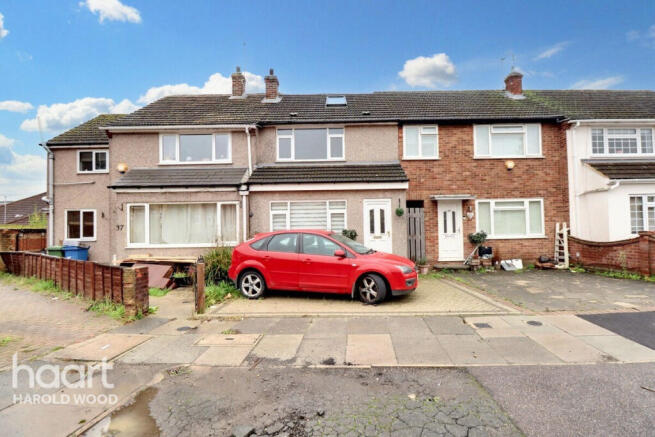 3 bed property, in Archway, £375,000