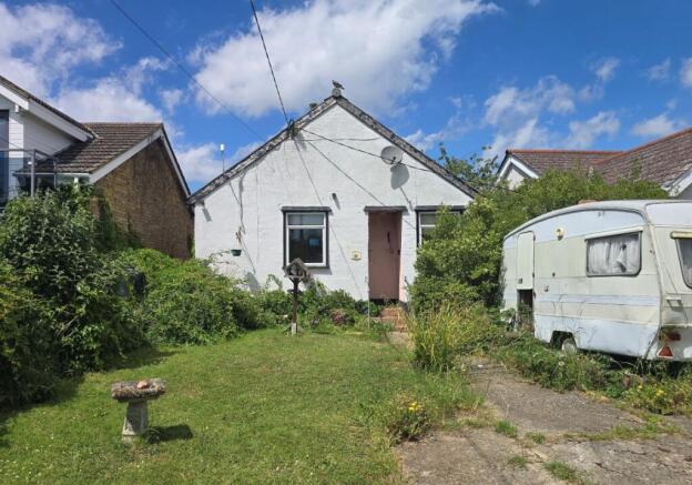 2 bed property, in Riverside, £95,000