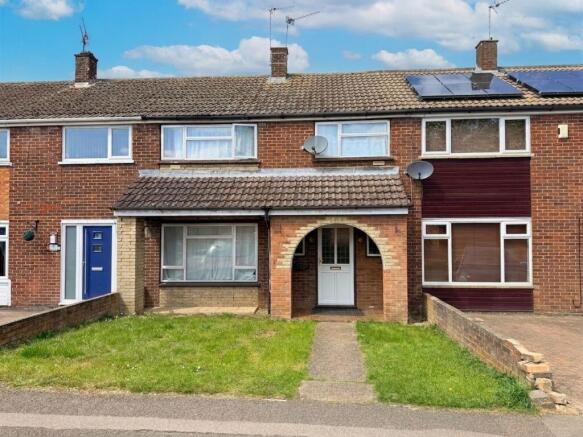 3 bed property, in Whaddon Way, £300,000