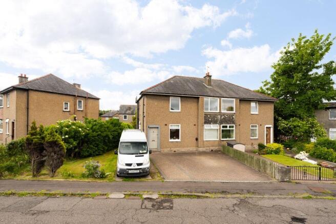 2 bed property, in 15 Broomside Terrace, £175,000