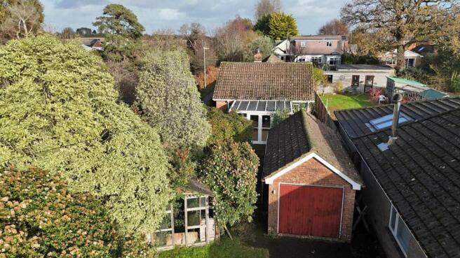 3 bed property, in Station Road, £440,000