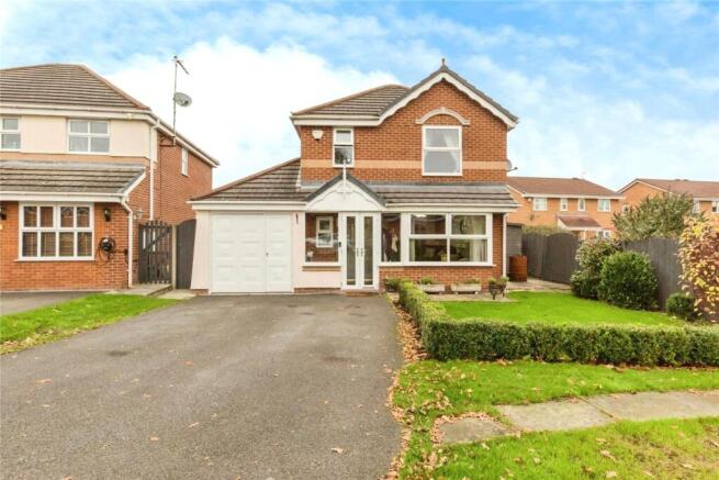 4 bed property, in Beltony Drive, £350,000