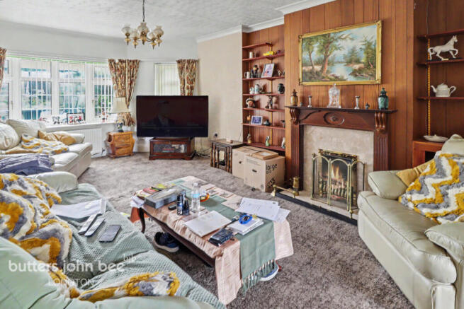 3 bed property, in Lightwood Road, £280,000
