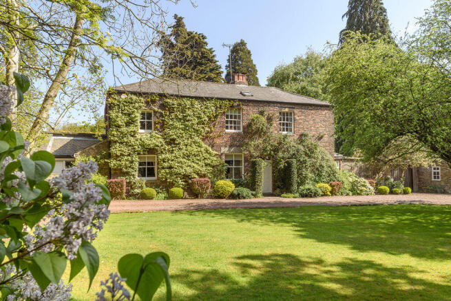 4 bed property, in High Gosforth Park, £1,950,000