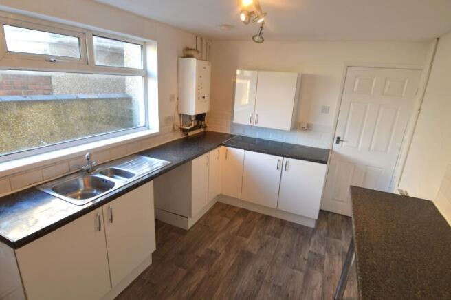 3 bed property, in Ladysmith Road, £60,000