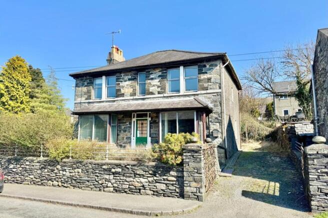3 bed property, in Penmachno, £235,000
