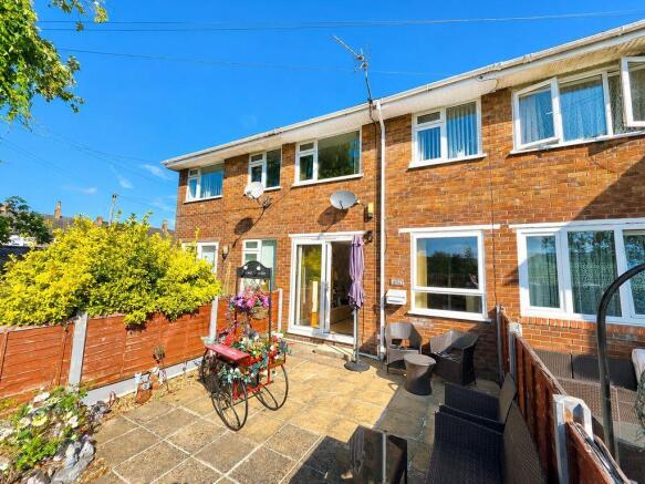 3 bed property, in Rodney Road, £299,950