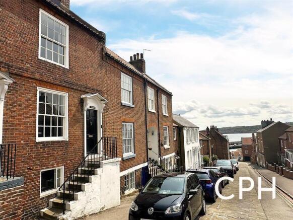 4 bed property, in Castlegate, £250,000