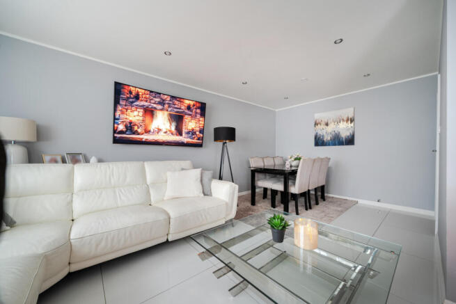 2 bed property, in Penfold Way, £510,000