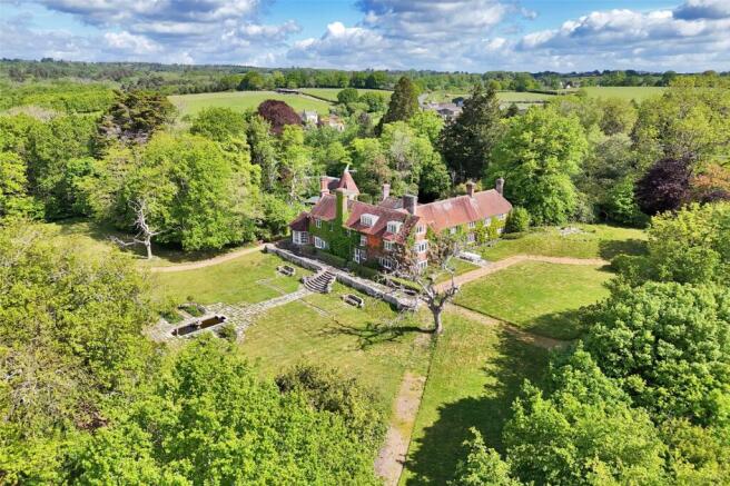 7 bed property, in The Stream, £2,500,000
