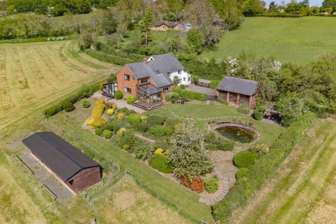 5 bed property, in Alfrick, £850,000
